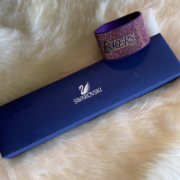 Swarovski Lakers Crystal Bracelet - Picture 2 of 2